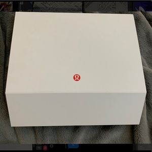 Lululemon 🍋 large gift box